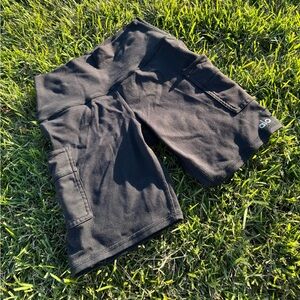ALO High Waist Cargo Biker Shorts